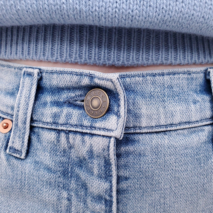 GUCCI WIDE LEG JEANS WITH LOGO PATCH - SIZE 26