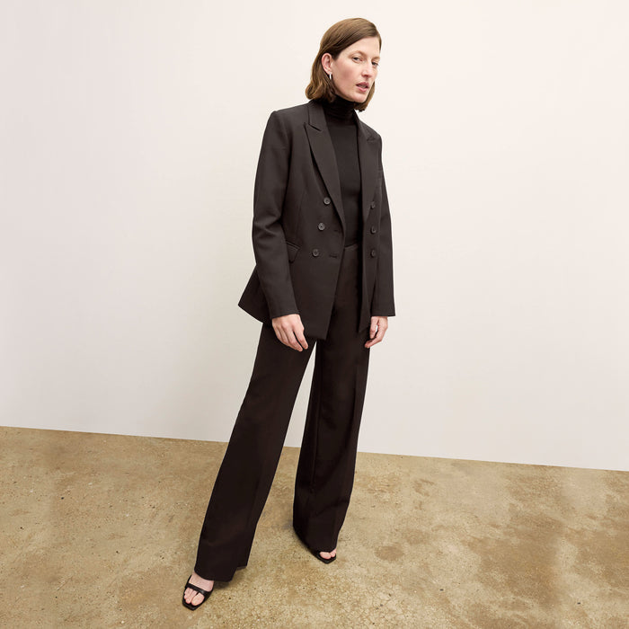front image of a woman wearing the kati jacket in black | Lead