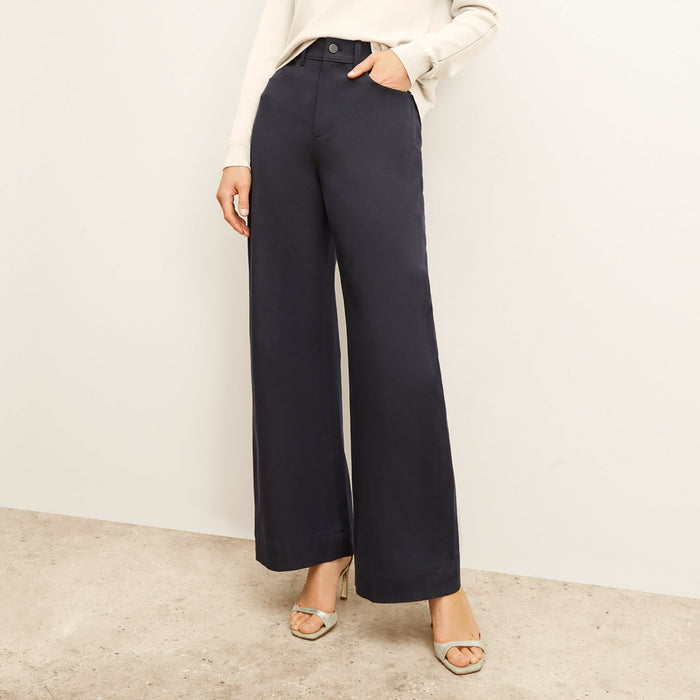 Front image of a woman standing wearing the Milo Jean in ink | Lead