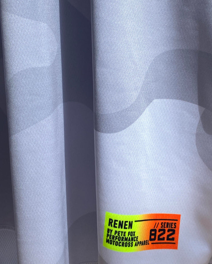 YOUTH White Camo jersey